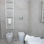Palazzo Brienza 3* פוטנצה