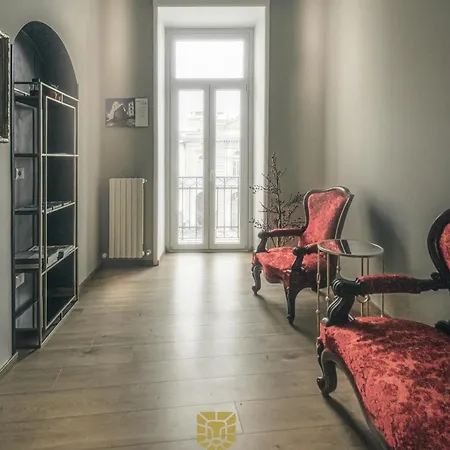 Palazzo Brienza 3*