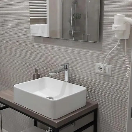 Palazzo Brienza בית הארחה