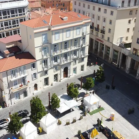 בית הארחה Palazzo Brienza 3*