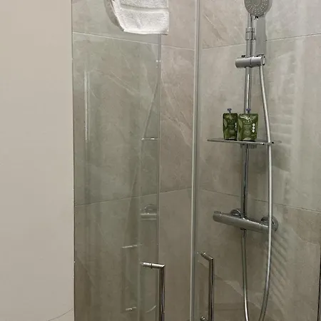 Palazzo Brienza בית הארחה