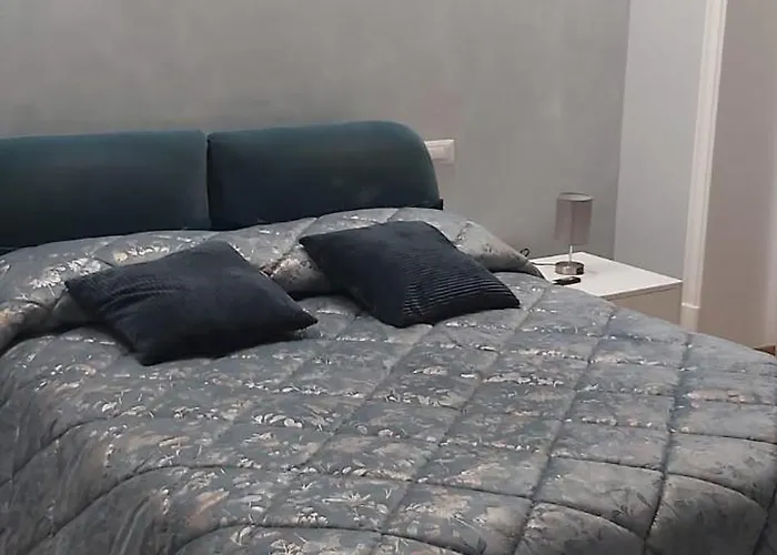 Palazzo Brienza 3* פוטנצה