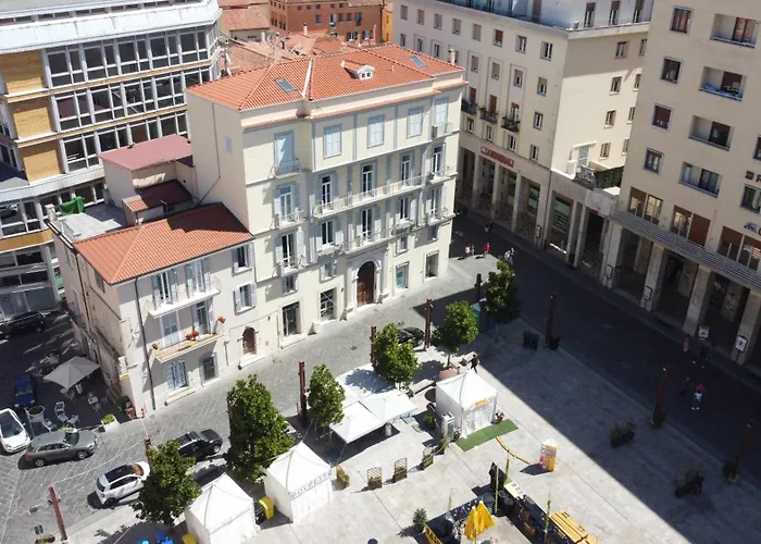 Affittacamere Palazzo Brienza 3*